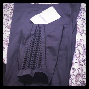 NWT XL Fabletics Dylana Cut-Out Seamless Legging